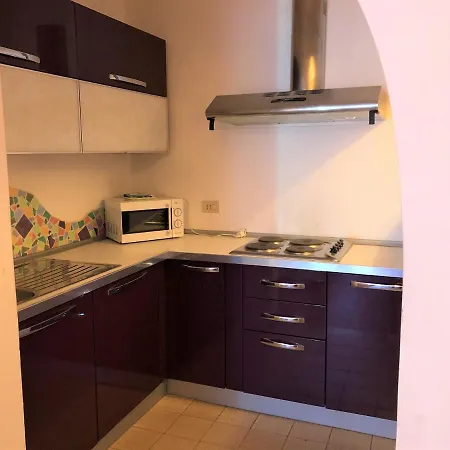 Апартаменты Ischia House *